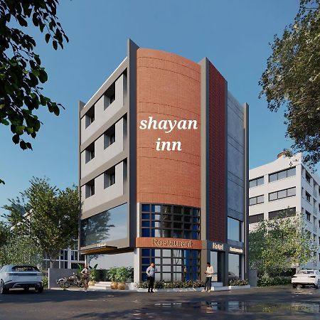 Hotel Shayan Inn Rajkot Esterno foto